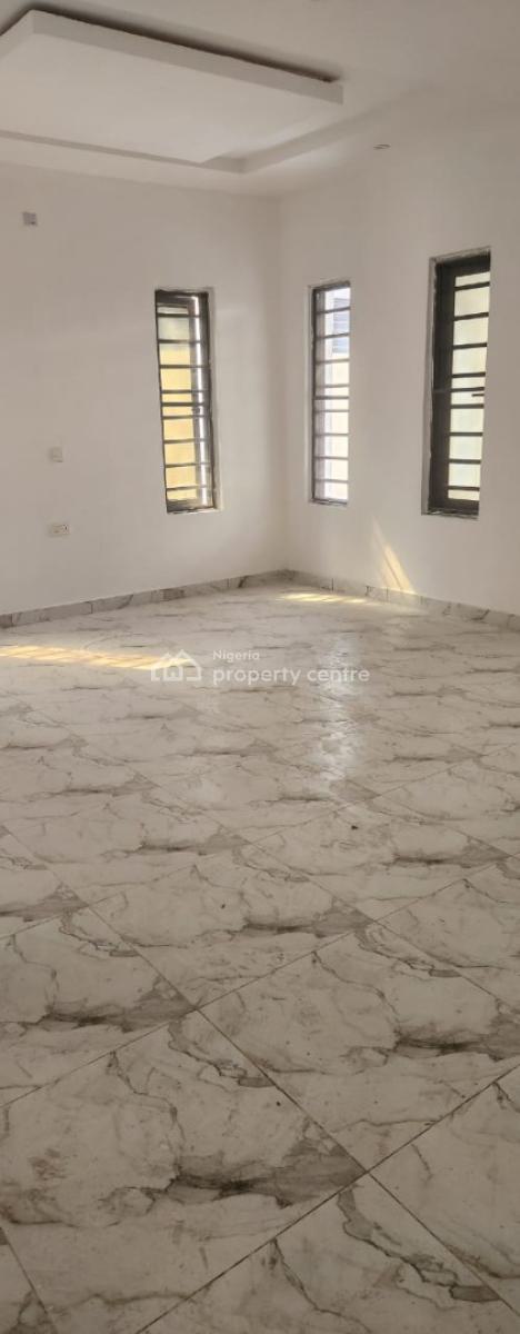 Spacious 3 Bedroom Flat Ensuite, Oba Akinjobi, Ikeja Gra, Ikeja, Lagos, Flat / Apartment for Rent
