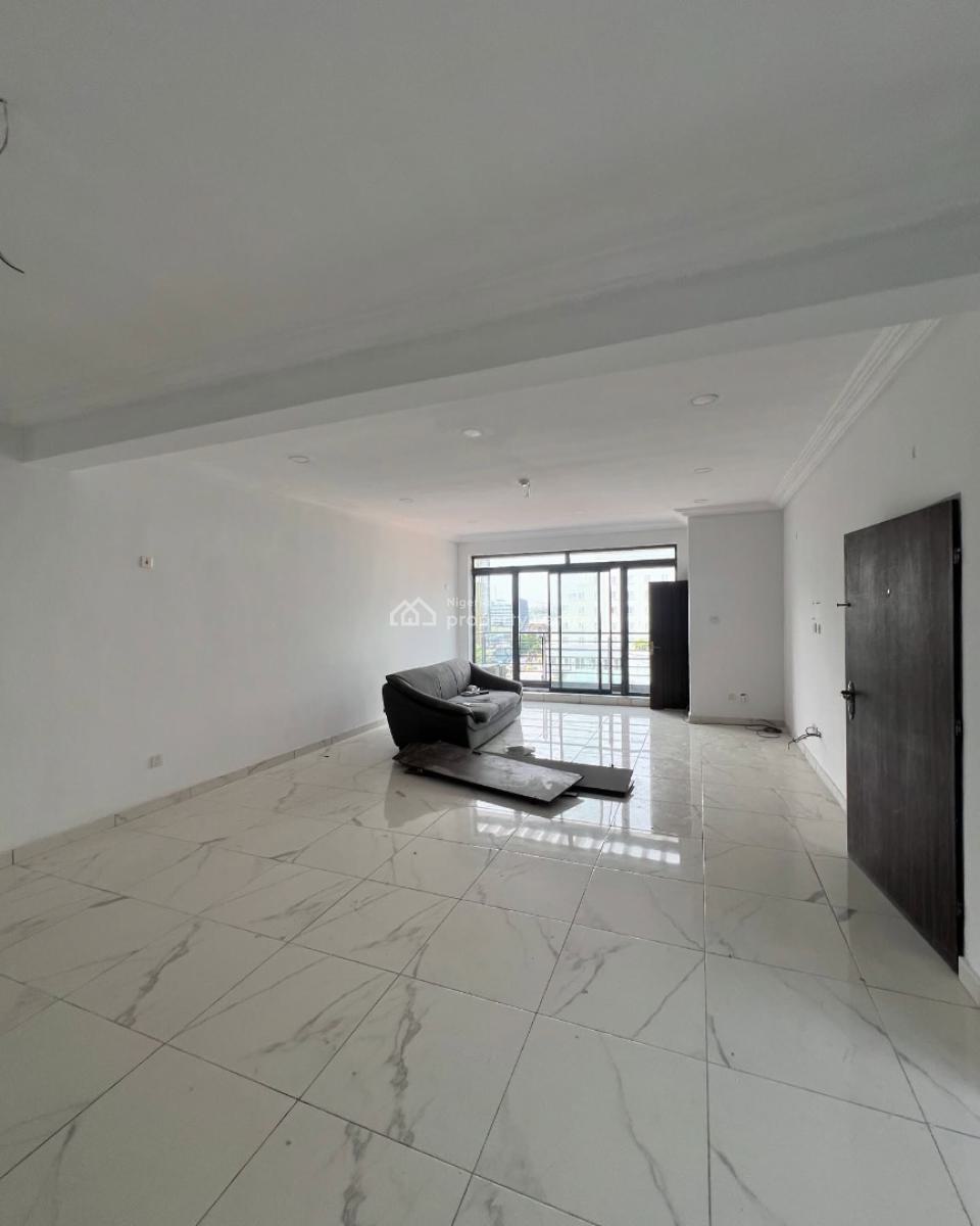 Fully Serviced 3 Bedroom Apartment with Bq, Victoria Island (vi), Lagos, Flat / Apartment for Rent