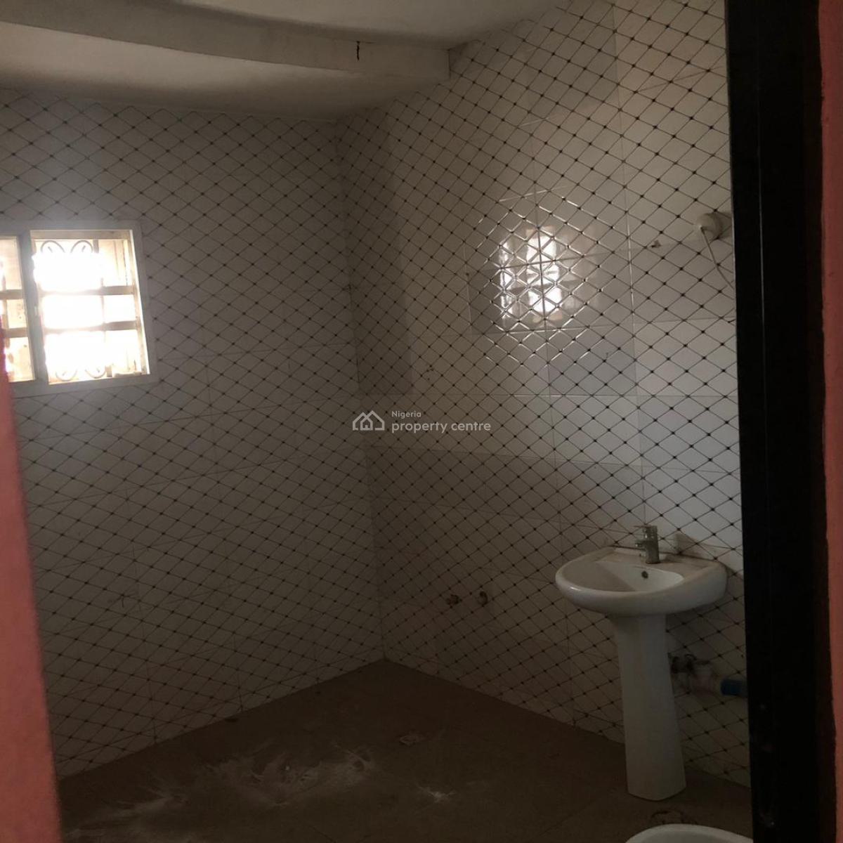 1 Bedroom Flat (flat 3, 2nd Floor), Aquamarine Estate, Wumba, Abuja, Flat / Apartment for Rent