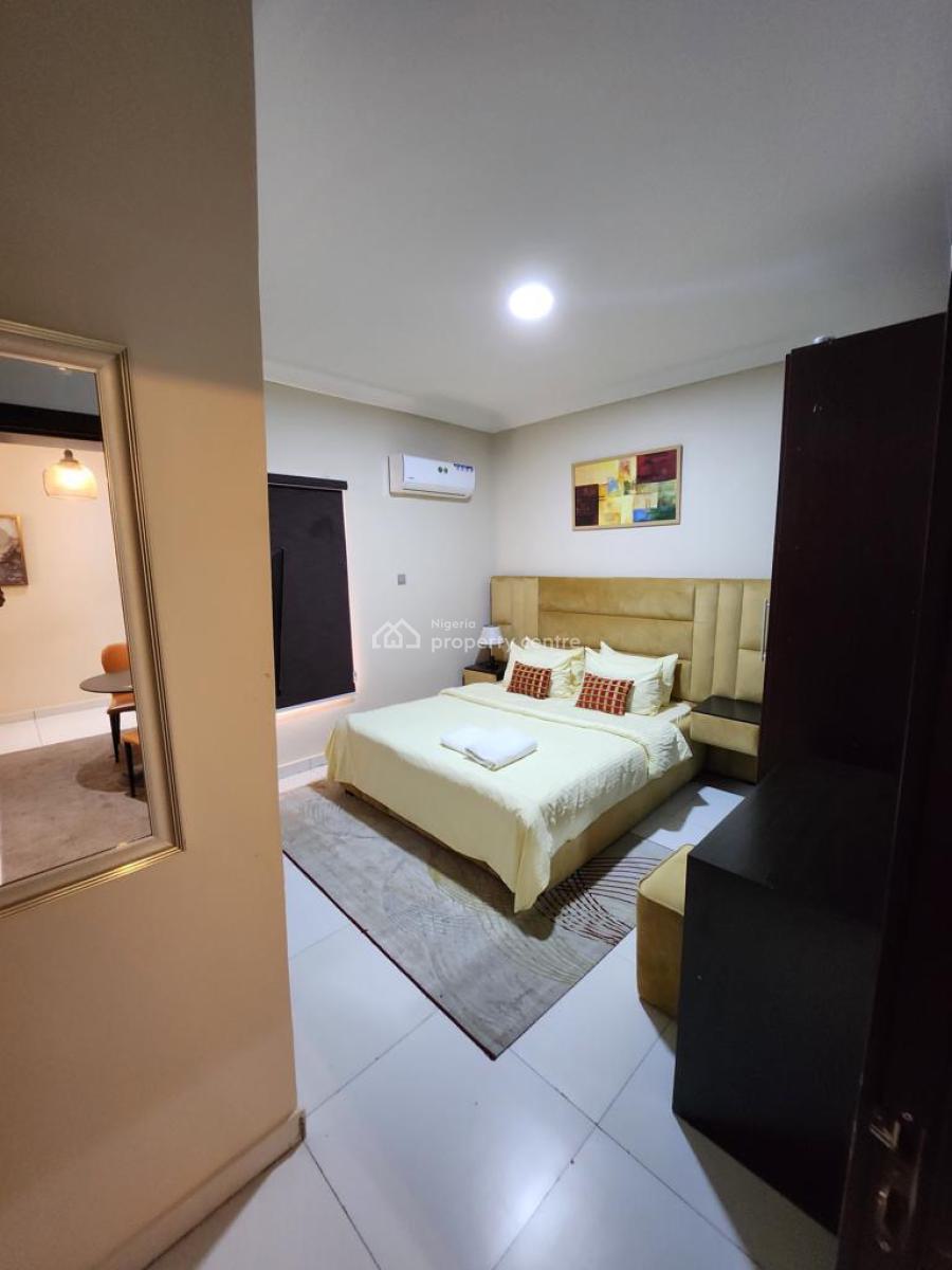 Beautifully Furnished 2bedrrom Apartment, Off Admiralty Way, Lekki Phase 1, Lekki, Lagos, Flat / Apartment for Rent