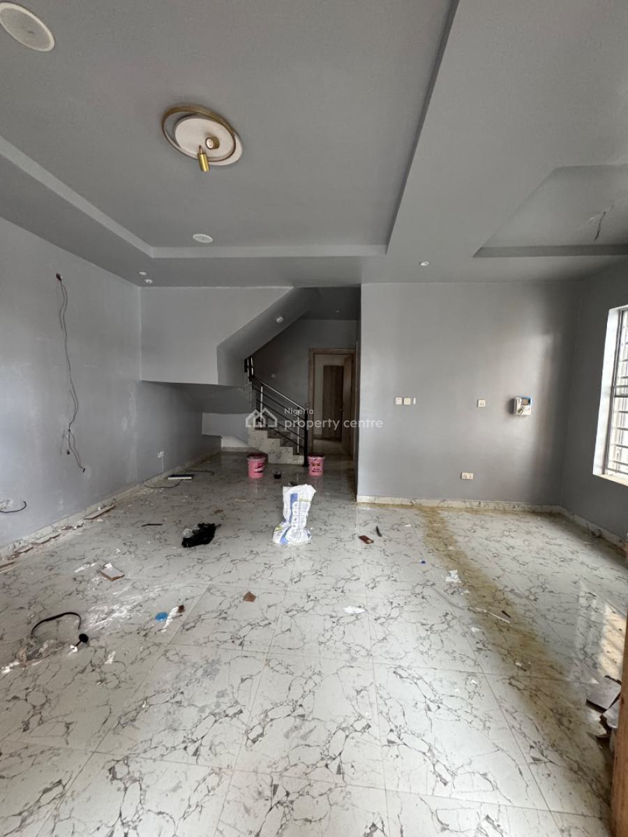 4 𝐁𝐄𝐃𝐑𝐎𝐎𝐌 𝐒𝐄𝐌𝐈 𝐃𝐄𝐓𝐀𝐂𝐇𝐄𝐃 𝐃𝐔𝐏𝐋𝐄𝐗, Orchid, Lekki Phase 2, Lekki, Lagos, Semi-detached Duplex for Rent