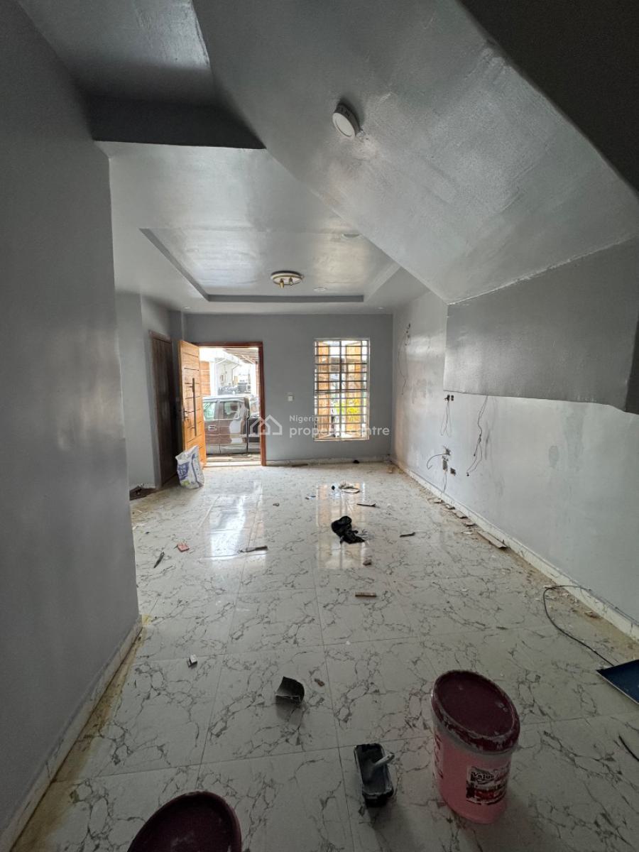 4 𝐁𝐄𝐃𝐑𝐎𝐎𝐌 𝐒𝐄𝐌𝐈 𝐃𝐄𝐓𝐀𝐂𝐇𝐄𝐃 𝐃𝐔𝐏𝐋𝐄𝐗, Orchid, Lekki Phase 2, Lekki, Lagos, Semi-detached Duplex for Rent