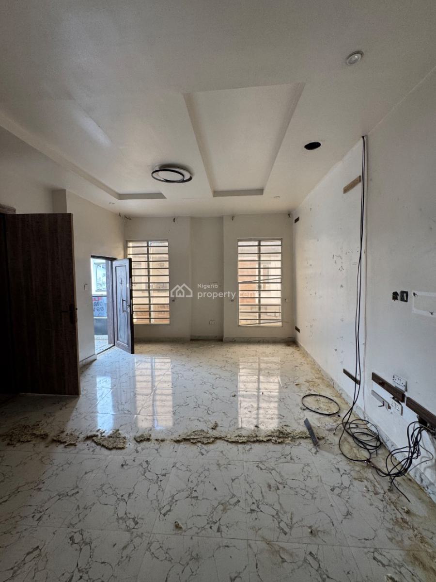 4 𝐁𝐄𝐃𝐑𝐎𝐎𝐌 𝐒𝐄𝐌𝐈 𝐃𝐄𝐓𝐀𝐂𝐇𝐄𝐃 𝐃𝐔𝐏𝐋𝐄𝐗, Orchid, Lekki Phase 2, Lekki, Lagos, Semi-detached Duplex for Rent