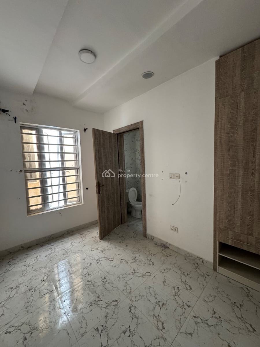 4 𝐁𝐄𝐃𝐑𝐎𝐎𝐌 𝐒𝐄𝐌𝐈 𝐃𝐄𝐓𝐀𝐂𝐇𝐄𝐃 𝐃𝐔𝐏𝐋𝐄𝐗, Orchid, Lekki Phase 2, Lekki, Lagos, Semi-detached Duplex for Rent