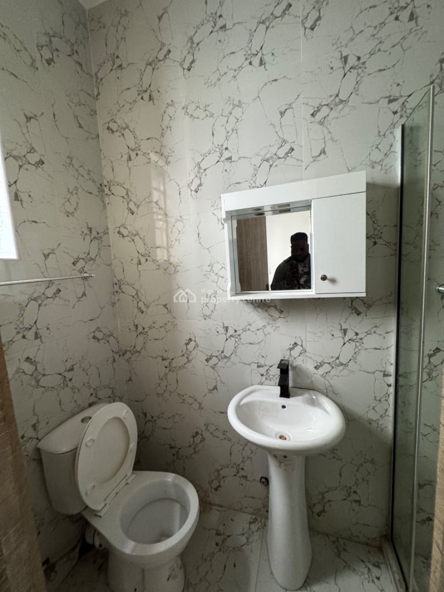 4 𝐁𝐄𝐃𝐑𝐎𝐎𝐌 𝐒𝐄𝐌𝐈 𝐃𝐄𝐓𝐀𝐂𝐇𝐄𝐃 𝐃𝐔𝐏𝐋𝐄𝐗, Orchid, Lekki Phase 2, Lekki, Lagos, Semi-detached Duplex for Rent