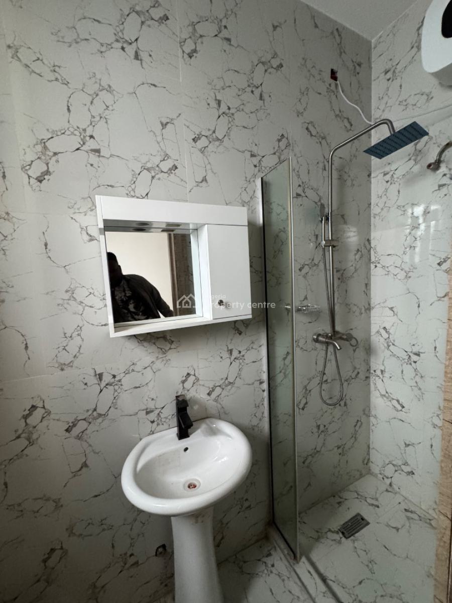 4 𝐁𝐄𝐃𝐑𝐎𝐎𝐌 𝐒𝐄𝐌𝐈 𝐃𝐄𝐓𝐀𝐂𝐇𝐄𝐃 𝐃𝐔𝐏𝐋𝐄𝐗, Orchid, Lekki Phase 2, Lekki, Lagos, Semi-detached Duplex for Rent