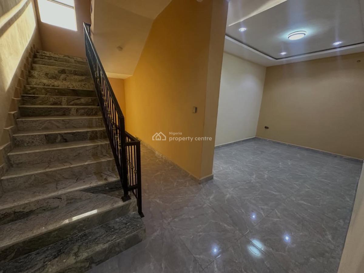 Elegant 4bedroom Terrace Duplex with 2 Living Rooms and a Bq, Katampe, Abuja, Terraced Duplex for Sale