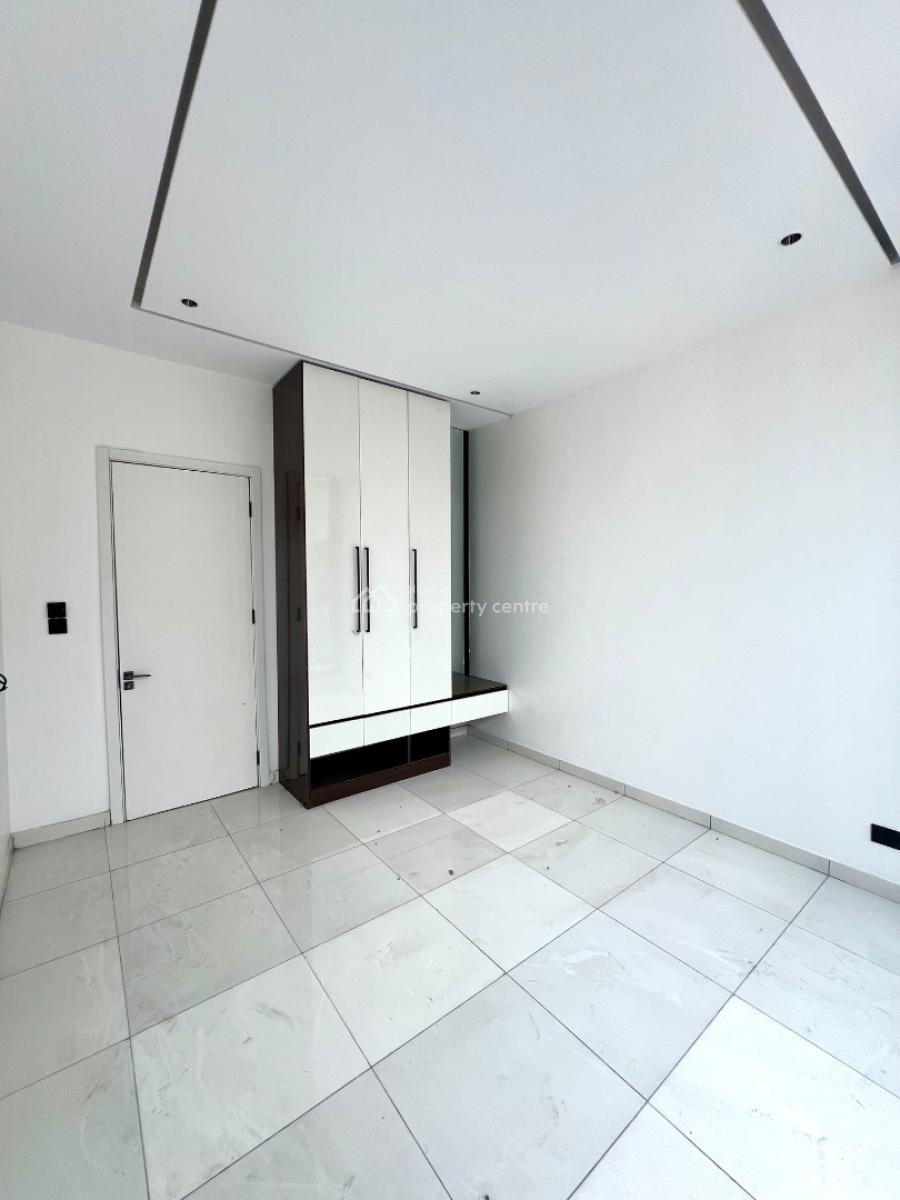 Newly Built 2bedroom Apartment with an Elevator and Pool, Oniru, Victoria Island (vi), Lagos, Flat / Apartment for Sale