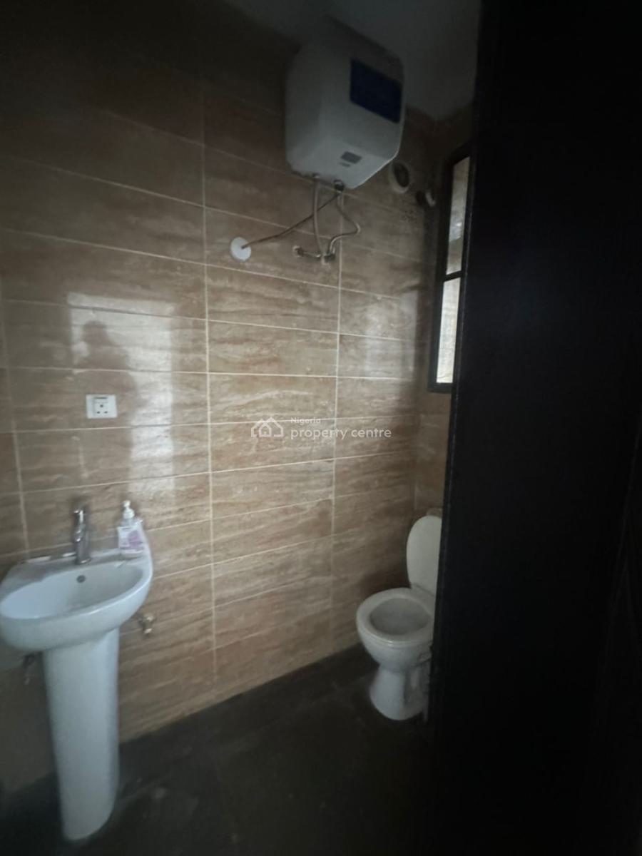 Serviced 3 Bedrooms Flat with Excellent Facilities, Off Palace Road, Oniru, Victoria Island (vi), Lagos, Flat / Apartment for Rent