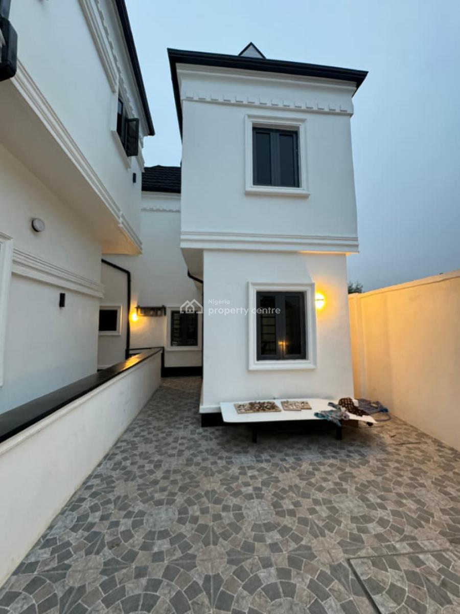 3 Bedroom Self Compound Duplex, Kolapo Ishola Gra, Akobo, Ibadan, Oyo, Semi-detached Duplex for Rent