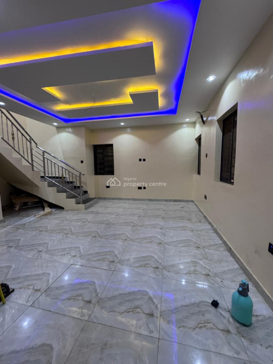 3 Bedroom Self Compound Duplex, Kolapo Ishola Gra, Akobo, Ibadan, Oyo, Semi-detached Duplex for Rent