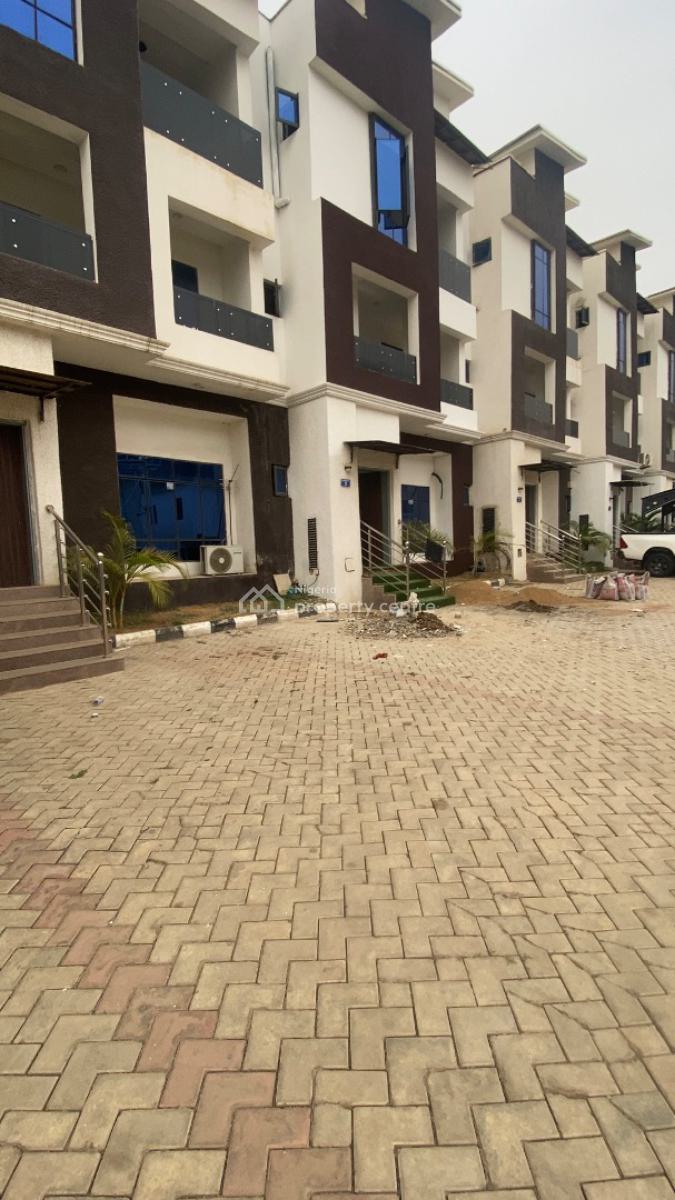 Neatly Built 4 Bedroom Terrace Duplex + Bq  Jahi, Jahi Gilmore, Jahi, Abuja, Terraced Duplex for Rent