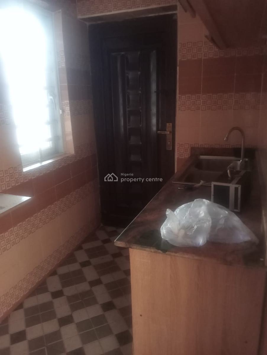 2 Bedroom Apartment in a Secured Neighbourhood, Jimoh Shobowale Street, Gra Phase 1, Magodo, Lagos, Flat / Apartment for Rent