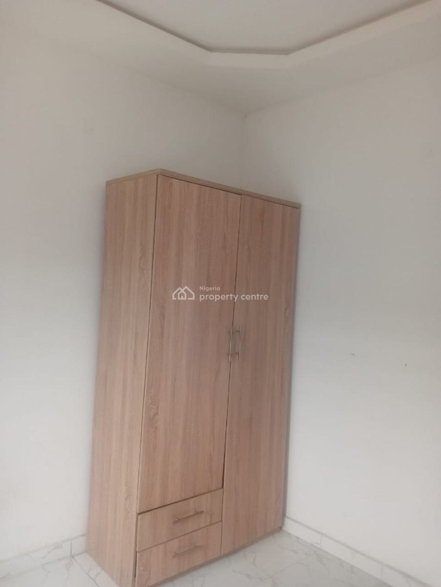 2 Bedroom Apartment in a Secured Neighbourhood, Jimoh Shobowale Street, Gra Phase 1, Magodo, Lagos, Flat / Apartment for Rent