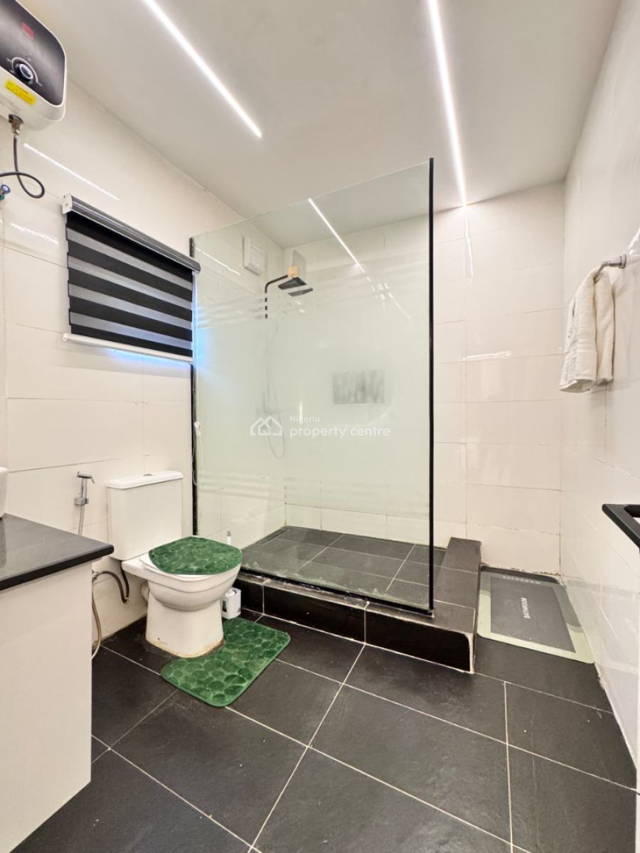 2-bedroom with Standard Facilities and Pool, Wuse Zone 5, Zone 5, Wuse, Abuja, Flat / Apartment Short Let