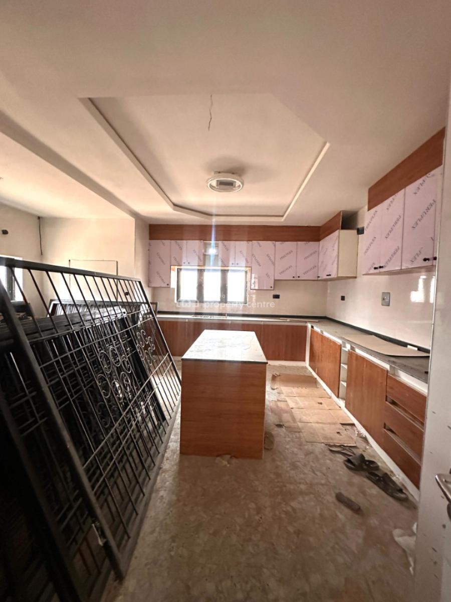 Newly Built 5bedroom Detached Duplex with a Room Bq, Guzape, Abuja, Guzape District, Abuja, Flat / Apartment for Sale