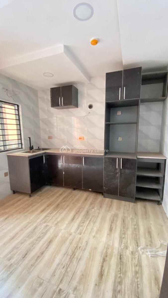 New 2 Bedroom Apartment+ S/pool, Lekki Phase 1, Lekki Phase 1, Lekki, Lagos, Flat / Apartment for Rent