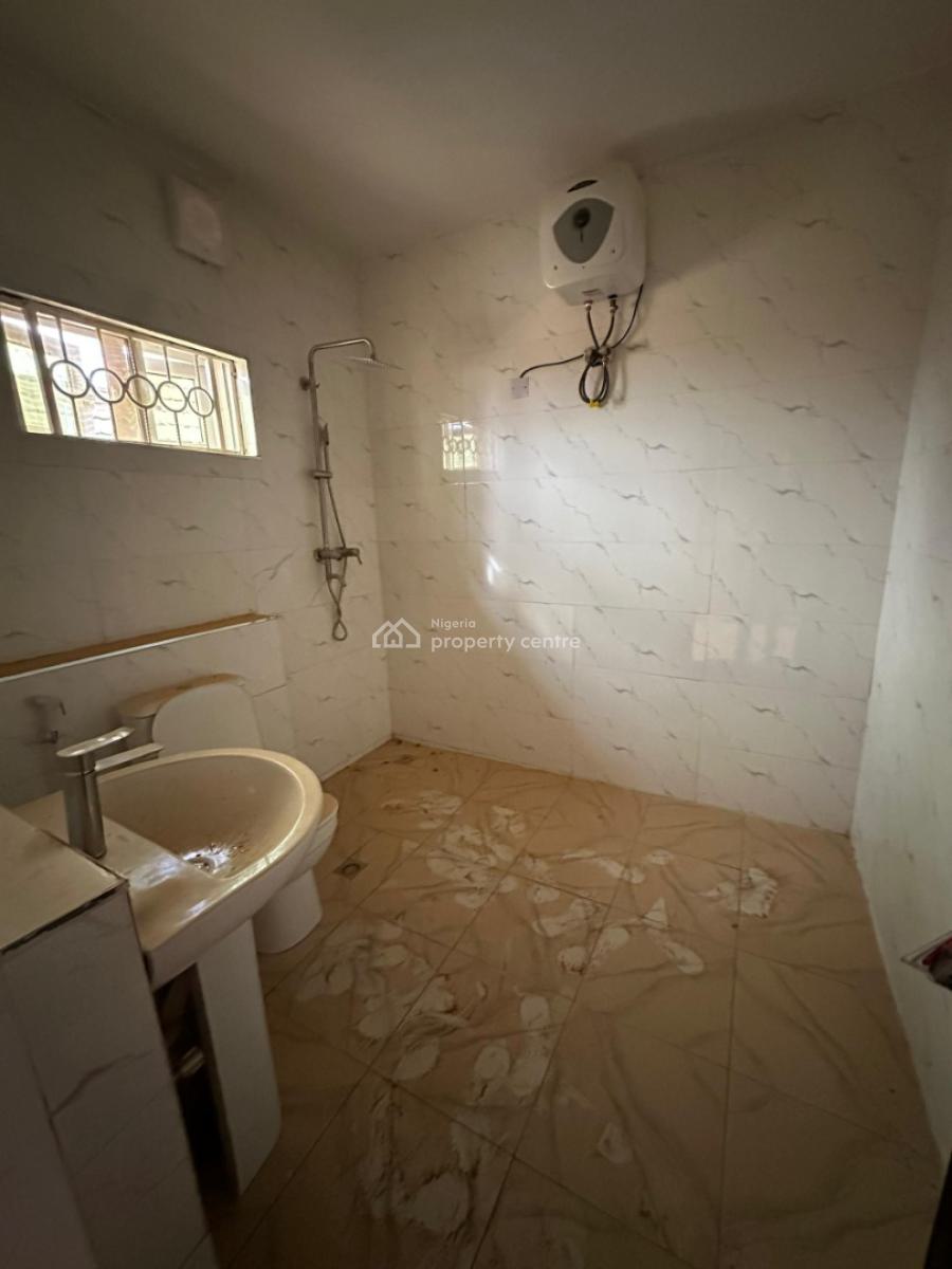 Well Finished 4bedroom Detached Penthouse with 2room Bq, in an Estate Gwarinpa Extension, Abuja, Gwarinpa, Abuja, Flat / Apartment for Rent