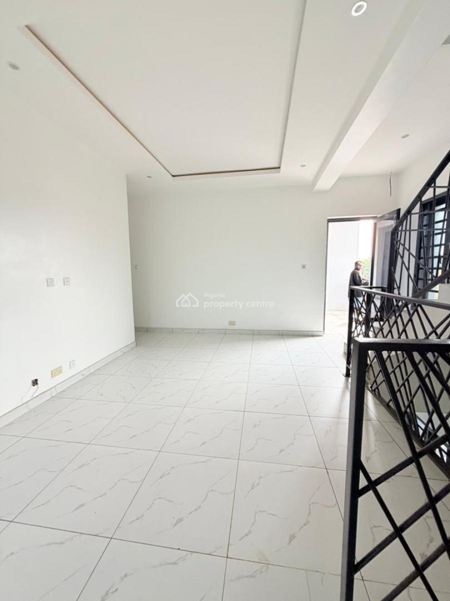 Exquisitely Built 4 Bedroom  Terrace Duplex with Bq in a Prime Area, Obanikoro, Obanikoro, Shomolu, Lagos, Terraced Duplex for Sale
