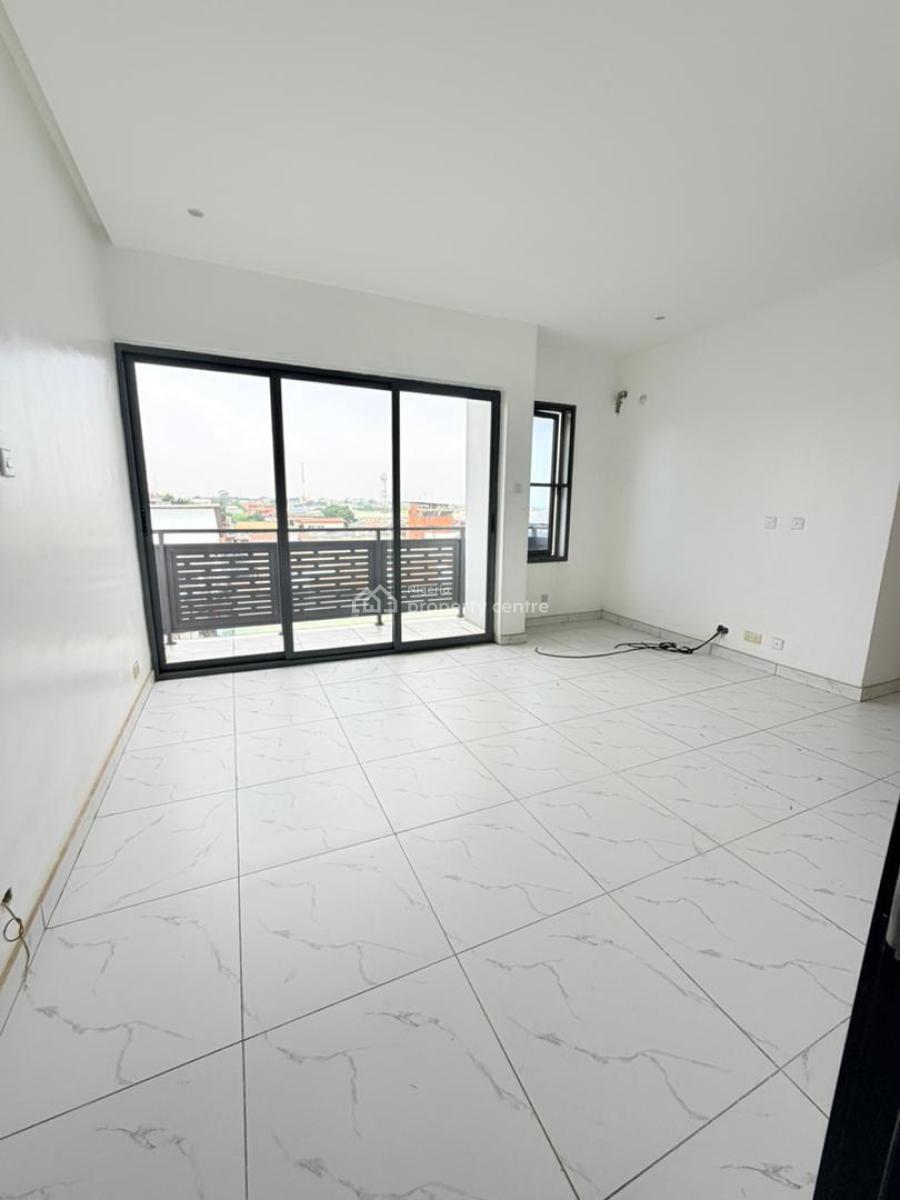 Exquisitely Built 4 Bedroom  Terrace Duplex with Bq in a Prime Area, Obanikoro, Obanikoro, Shomolu, Lagos, Terraced Duplex for Sale