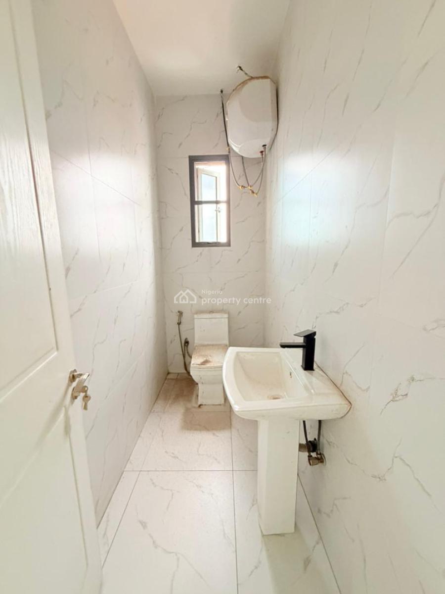 Exquisitely Built 4 Bedroom  Terrace Duplex with Bq in a Prime Area, Obanikoro, Obanikoro, Shomolu, Lagos, Terraced Duplex for Sale