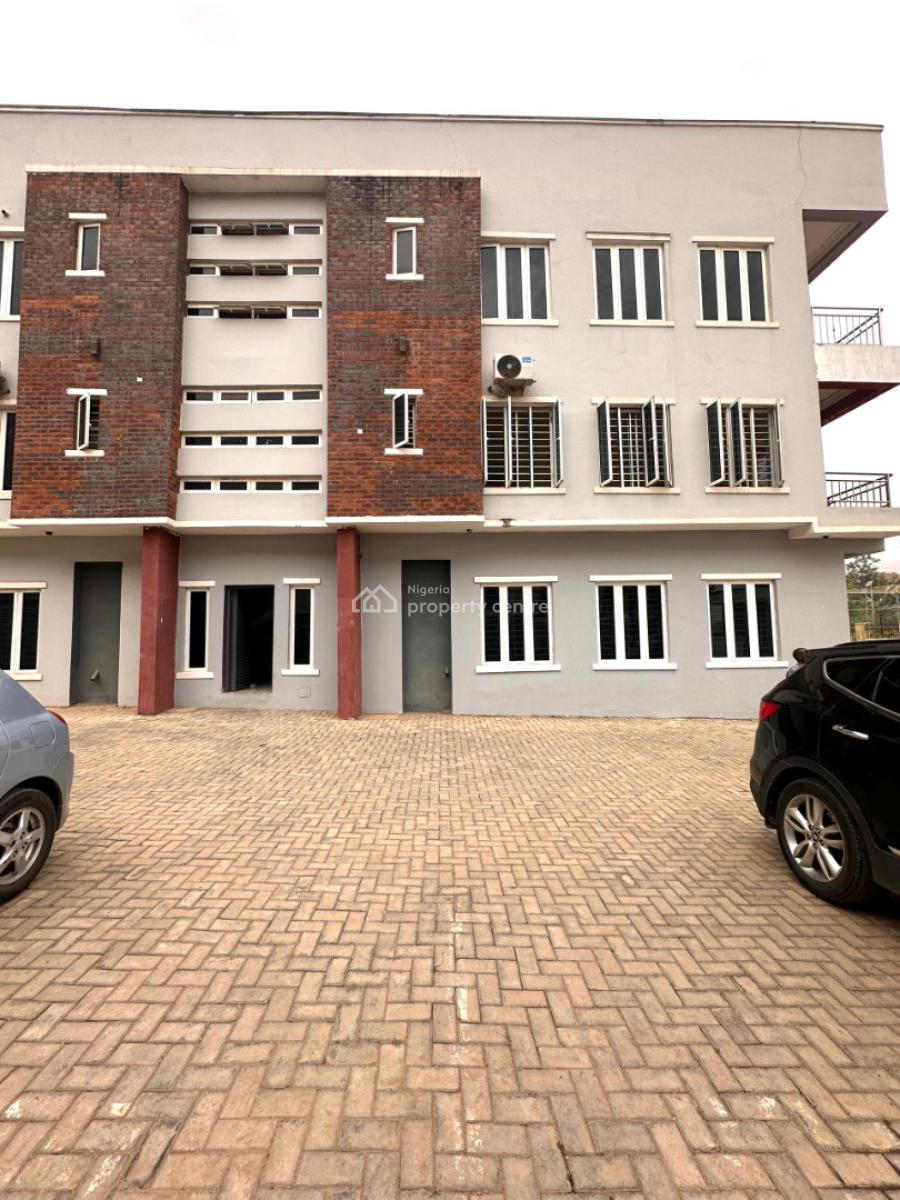 Serviced 3bedroom Apartment with a Room Bq, Jahi Gilmore, Abuja, Jahi, Abuja, Flat / Apartment for Rent