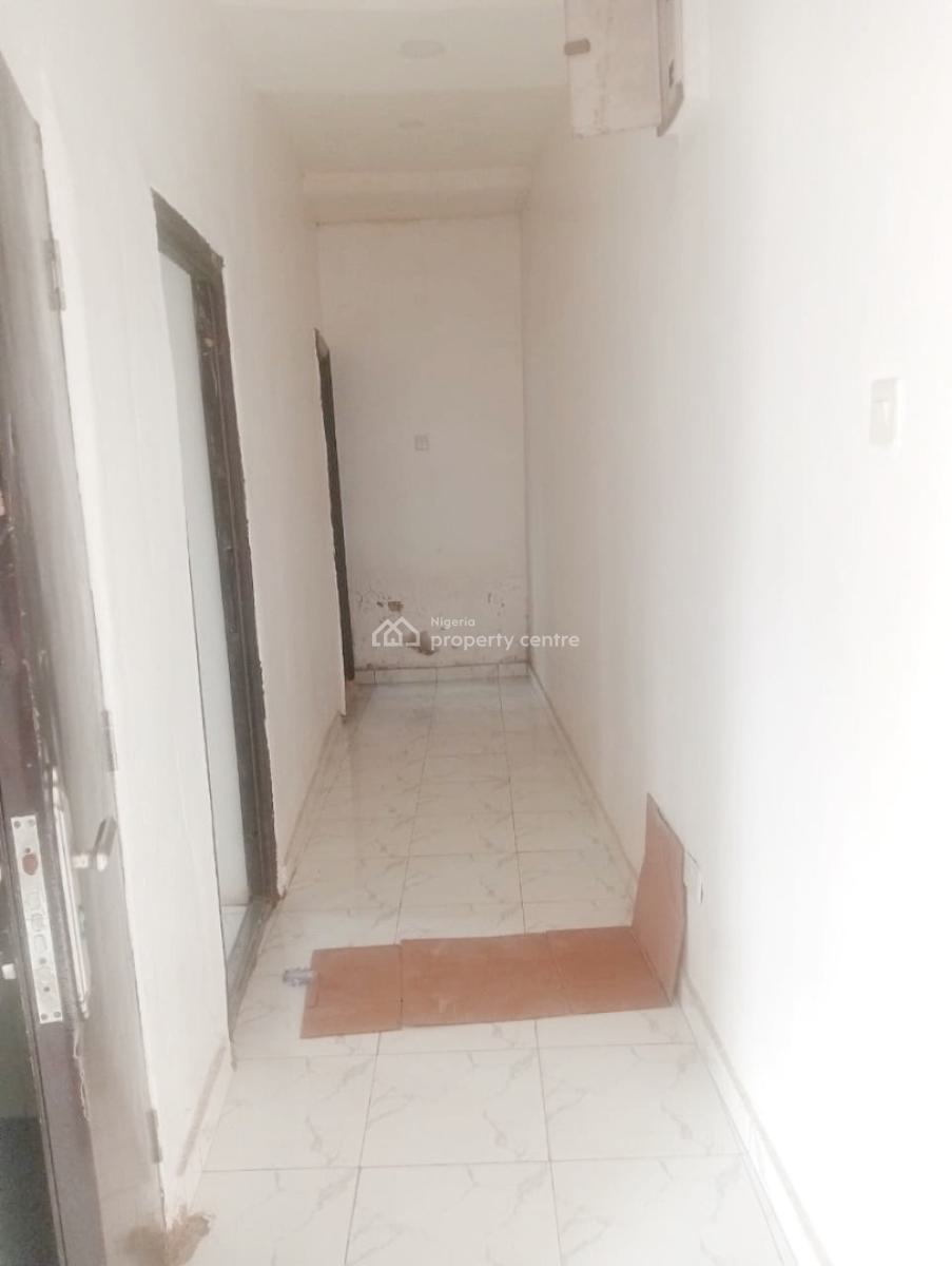 Luxury 2 Bedroom Flat, Gra Phase 1, Magodo, Lagos, Flat / Apartment for Rent
