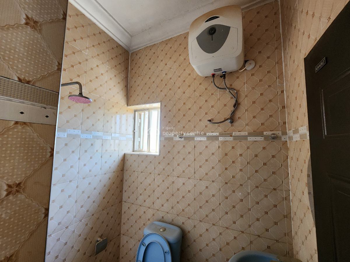 Exquisite, Spacious and Well Located 3 Bedroom Apartment at Dawaki Est, Dawaki, Gwarinpa, Abuja, Flat / Apartment for Sale