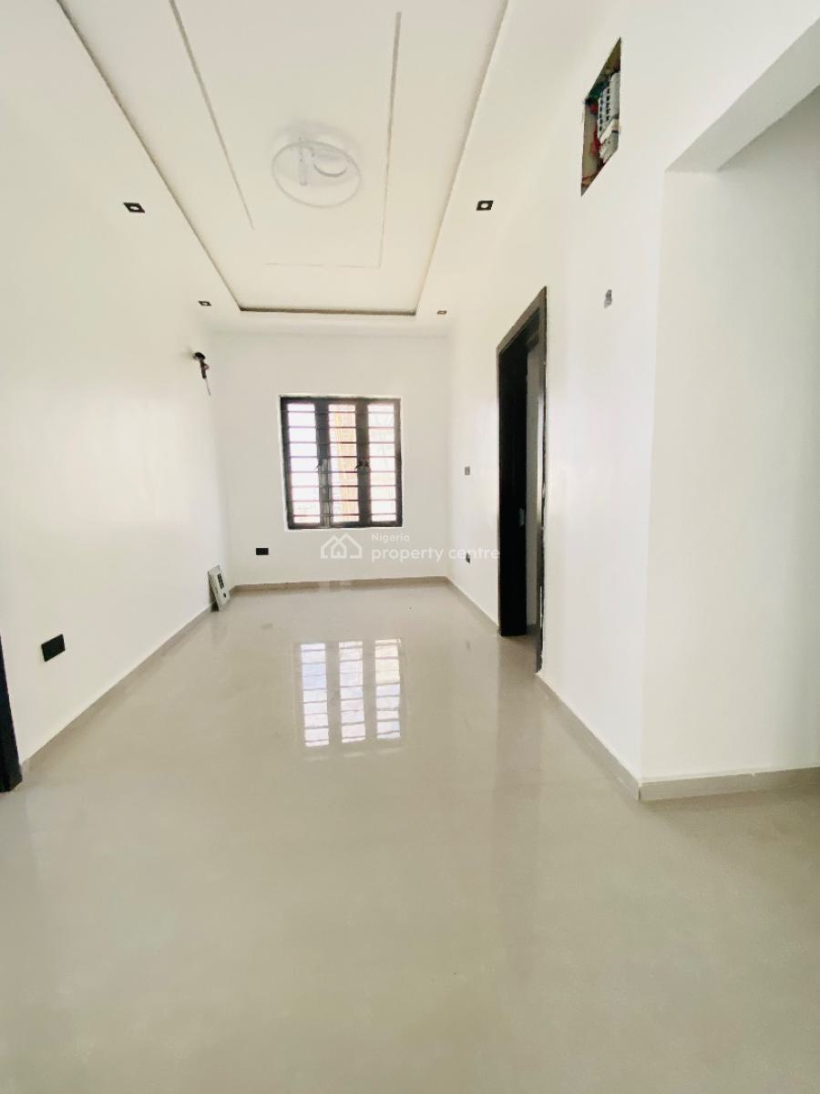 Spacious 4-bedroom Detached Home in a Serene Estate, Sangotedo, Ajah, Lagos, Detached Duplex for Sale