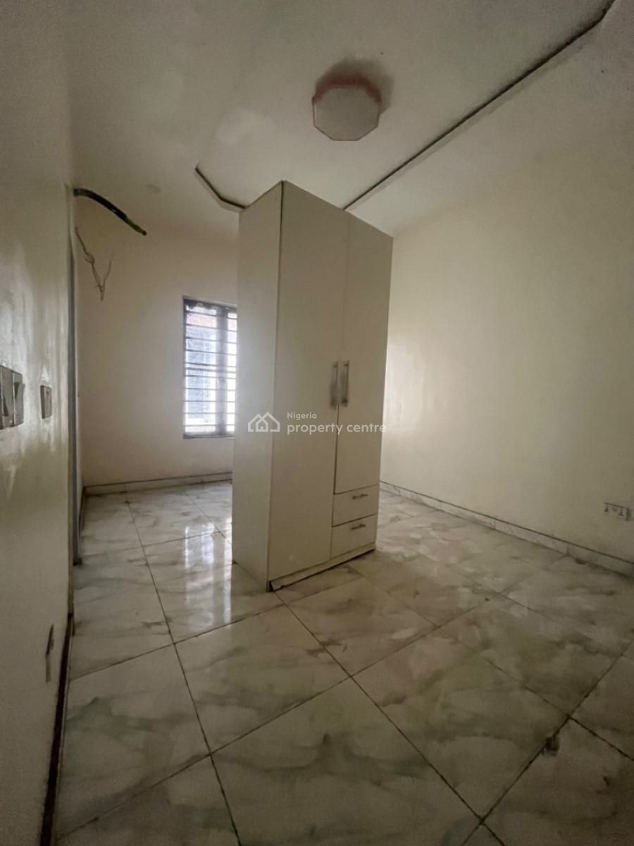 Newly Renovated Four Bedroom Townhome with Excellent Facilities, Ebejige Close, Lekki, Lagos, House for Rent