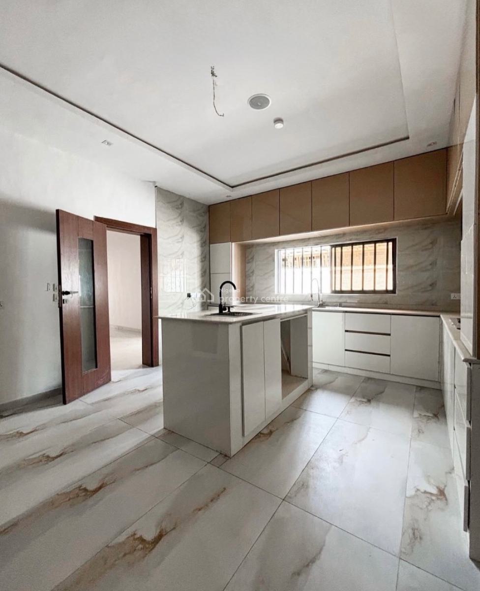 5 Bedroom Semi Detached Duplex with En-suite Rooms & Bq, 5 Bedroom Duplex for Rent, Lekki Phase 1, Lekki, Lagos, Semi-detached Duplex for Rent