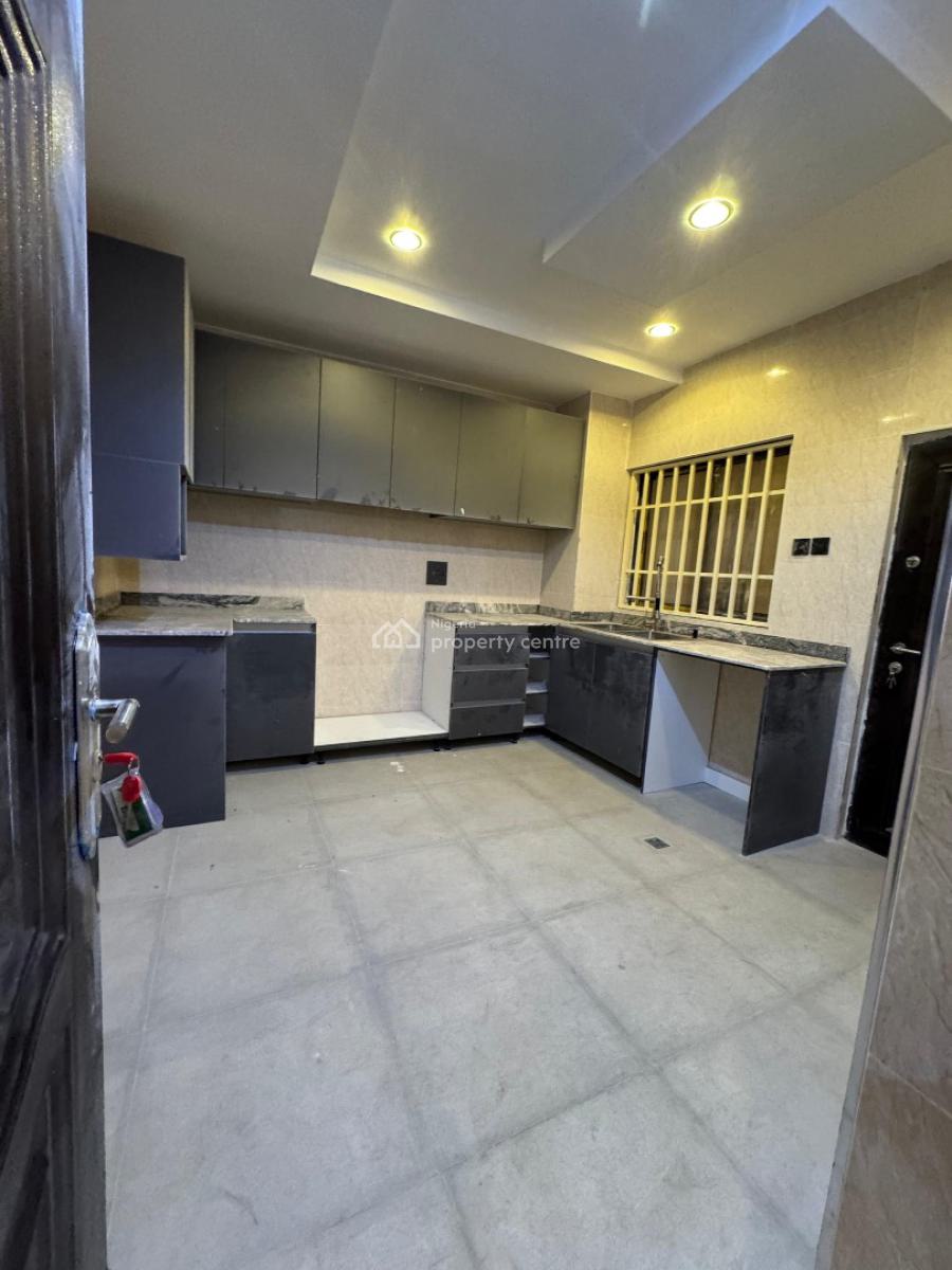 Newly Built Spacious and Finished 3 Bedrooms Flats, Jahi, Abuja, House for Rent