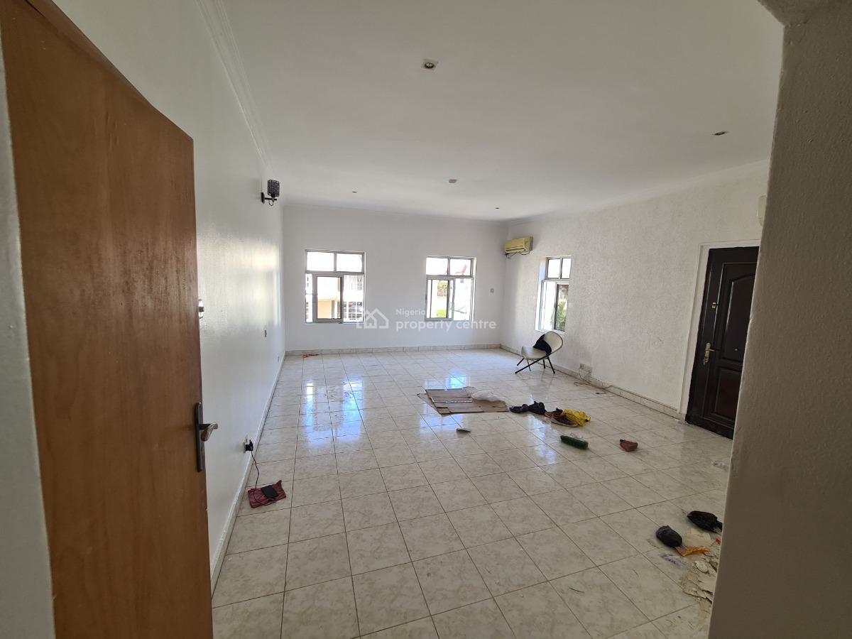 a Fully Serviced 4 Bedroom  Semi-detached  Duplex with a Room Bq, Lekki Phase 1, Lekki, Lagos, Semi-detached Duplex for Rent