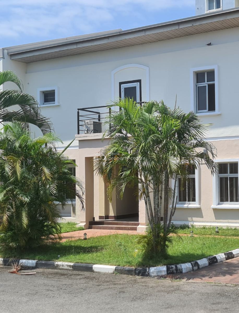 a Fully Serviced 4 Bedroom  Semi-detached  Duplex with a Room Bq, Lekki Phase 1, Lekki, Lagos, Semi-detached Duplex for Rent