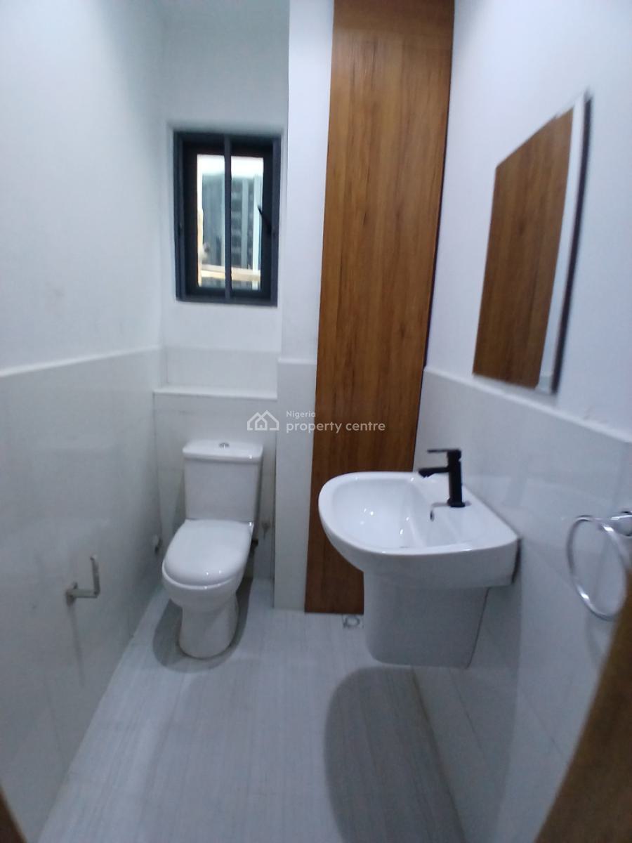 Newly Built and Well-spacious and Serviced with 24/7 Power Supply 1 Bedroom, Ikate, Lekki, Lagos, Mini Flat (room and Parlour) for Rent