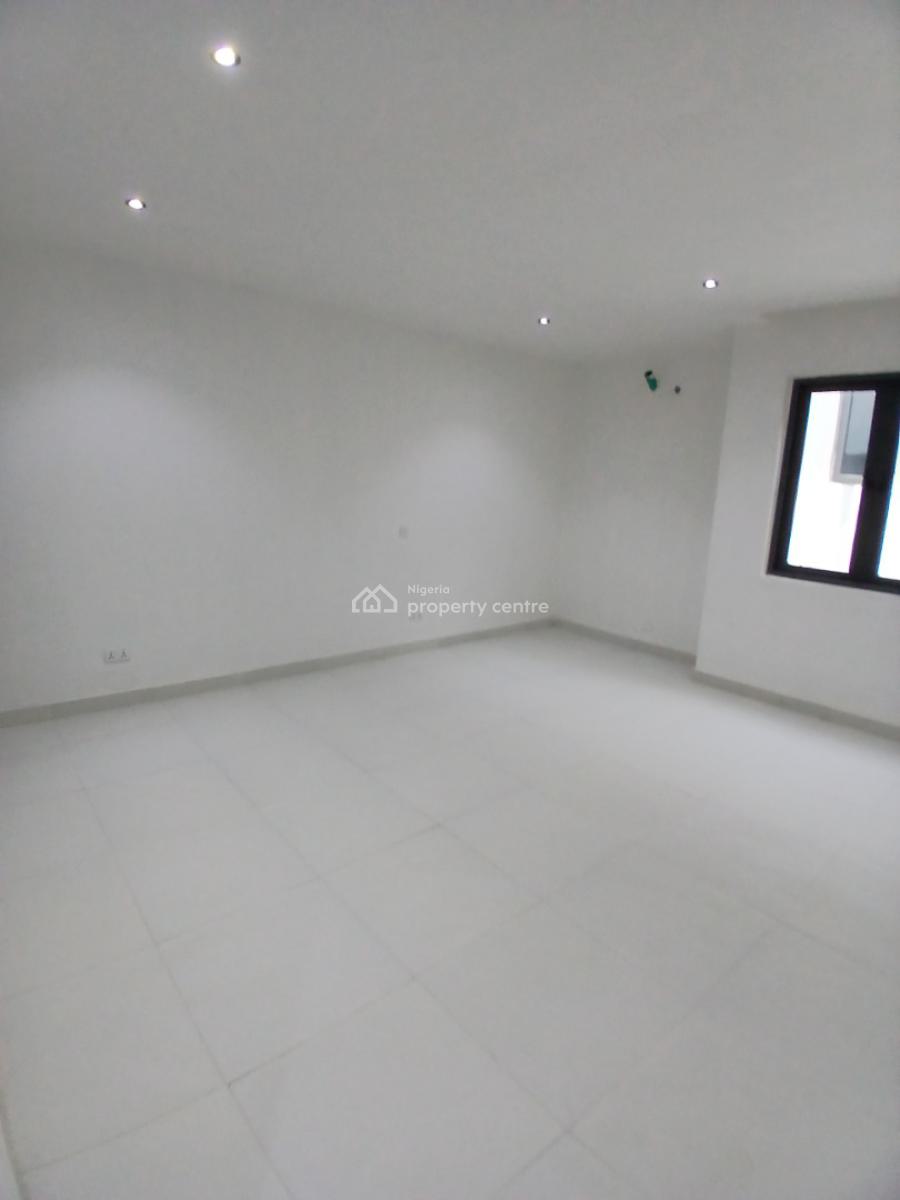 Newly Built and Well-spacious and Serviced with 24/7 Power Supply 1 Bedroom, Ikate, Lekki, Lagos, Mini Flat (room and Parlour) for Rent