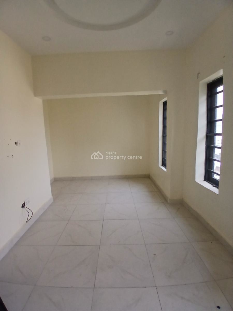 2 Bedroom En-suite Self-serviced Compact Flat, Ikate Elegushi, Lekki, Lagos, Flat / Apartment for Rent