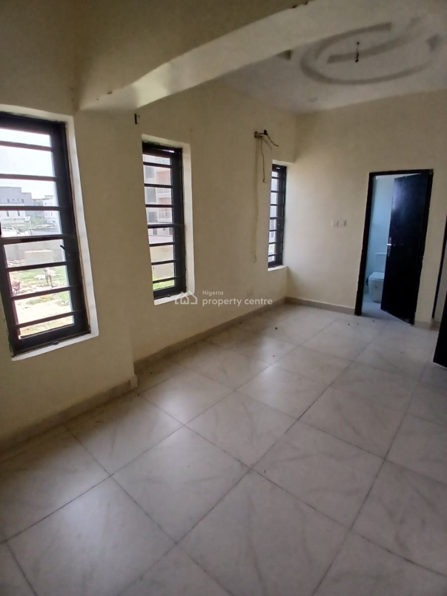 2 Bedroom En-suite Self-serviced Compact Flat, Ikate Elegushi, Lekki, Lagos, Flat / Apartment for Rent