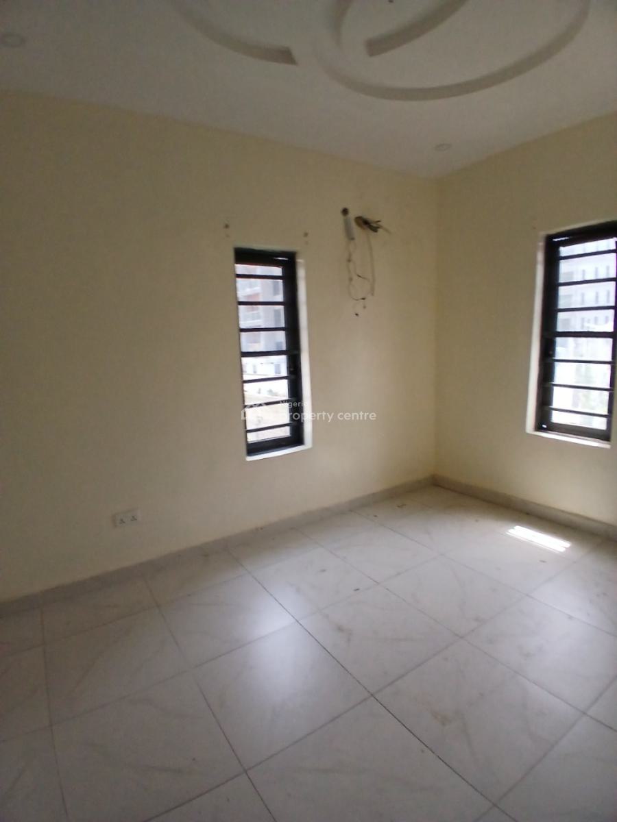 2 Bedroom En-suite Self-serviced Compact Flat, Ikate Elegushi, Lekki, Lagos, Flat / Apartment for Rent