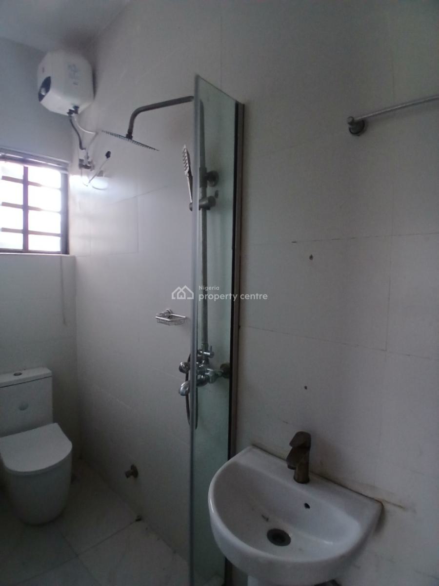 2 Bedroom En-suite Self-serviced Compact Flat, Ikate Elegushi, Lekki, Lagos, Flat / Apartment for Rent