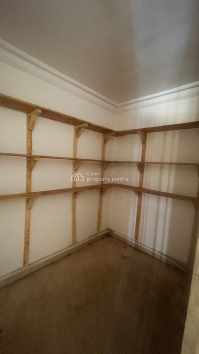 Prime 4-bedroom Semi-detached Building with 2 Bq, Lekki Phase 1, Lekki, Lagos, Commercial Property for Rent