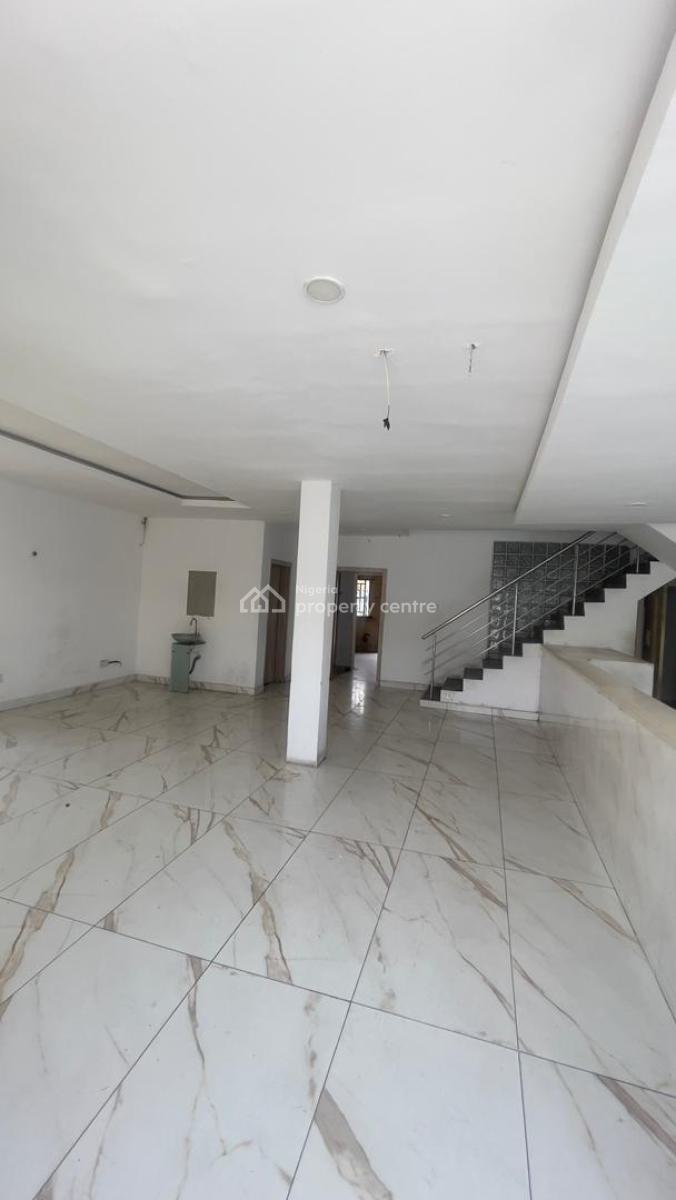 Prime 4-bedroom Semi-detached Building with 2 Bq, Lekki Phase 1, Lekki, Lagos, Commercial Property for Rent