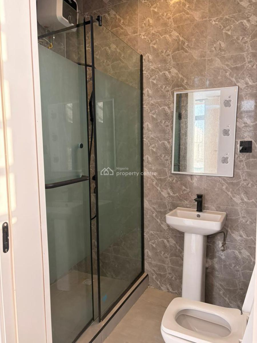 2 Bedroom Apartments with a Balcony, Ologolo, Lekki, Lagos, Flat / Apartment for Sale