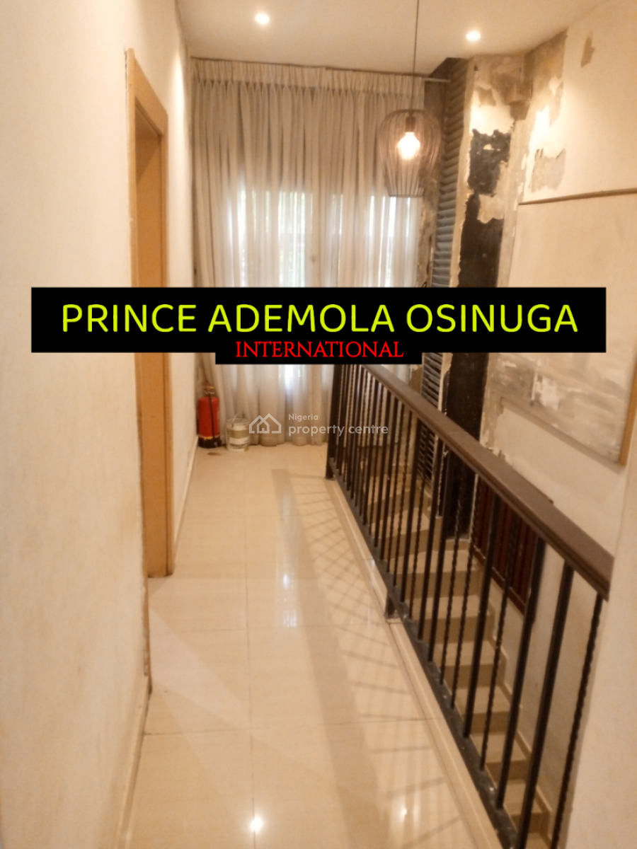 24 Hours Deal! Renovation Needed - Well Sized 4 Bedroom Terrace, Banana Island, Ikoyi, Lagos, Terraced Duplex for Rent