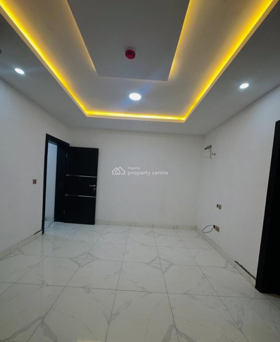 Newly Built and Well-finished and Serviced with 24 Hours Power Supply, Lekki Phase 1, Lekki, Lagos, Flat / Apartment for Rent