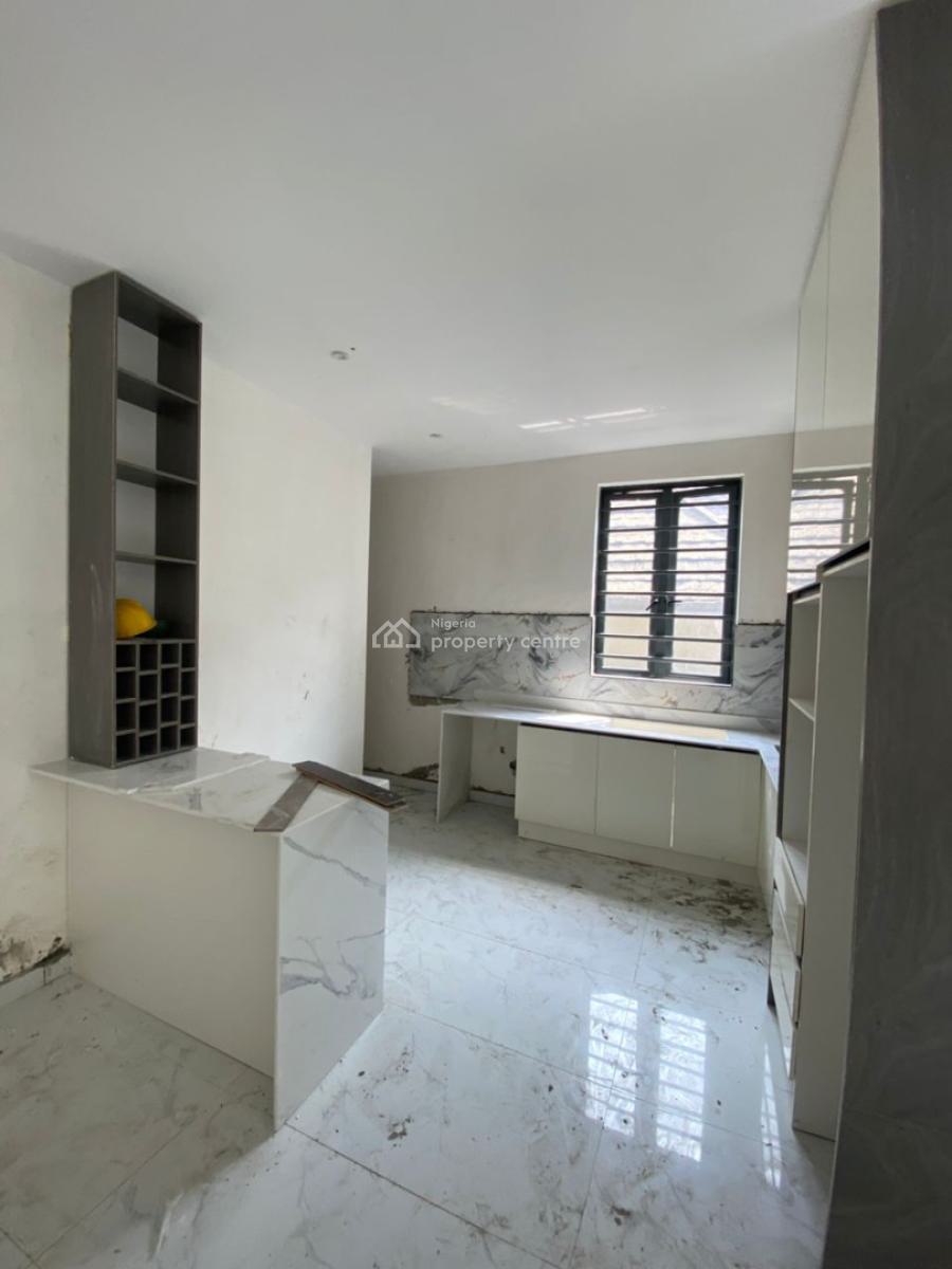 Ultra-luxury 2 Bedroom Apartment with Swimming Pool, Bq, Lekki Phase 1, Lekki, Lagos, Flat / Apartment for Sale