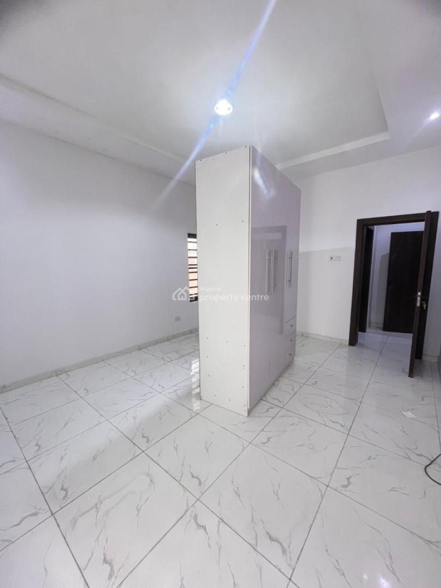 Elegant 2 Bedroom Apartment ,ready to Move in, Lekki Phase 1, Lekki, Lagos, Flat / Apartment for Sale