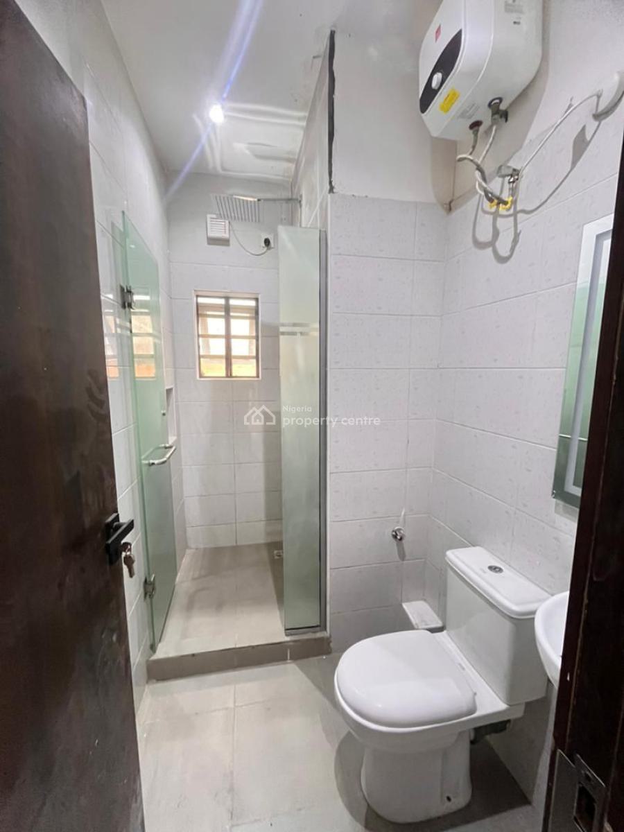 Elegant 2 Bedroom Apartment ,ready to Move in, Lekki Phase 1, Lekki, Lagos, Flat / Apartment for Sale