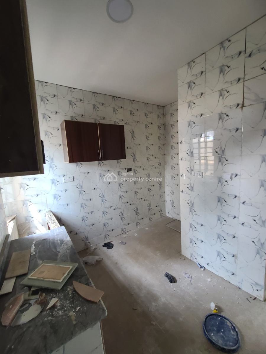 2 Bedroom Flat, Royal Garden Estate Inside Lakowe Golf Estate, Ibeju Lekki, Lagos, Flat / Apartment for Rent