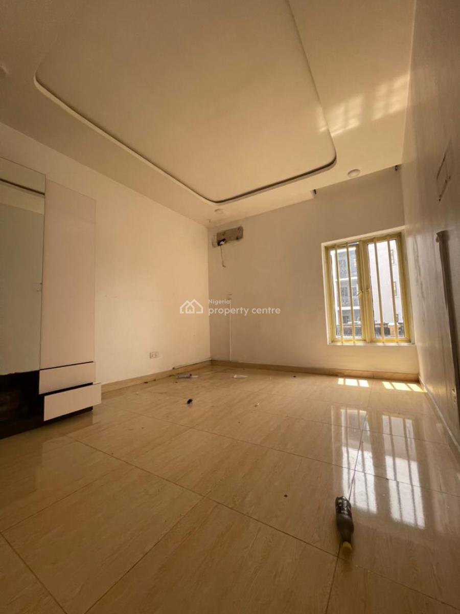 High-rise 2-bedroom Apartment, Lekki Phase 1, Lekki, Lagos, Flat / Apartment for Rent